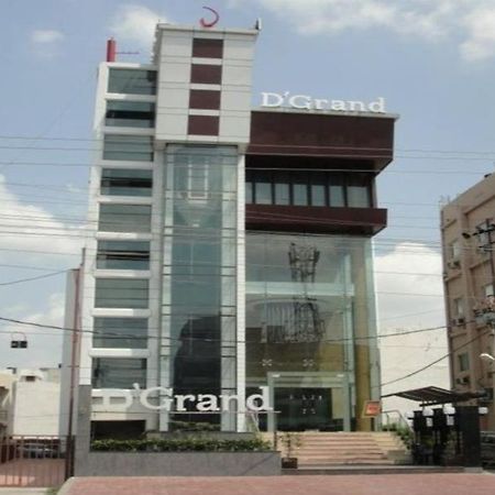 Hotel D'Grand Bareilly Ngoại thất bức ảnh
