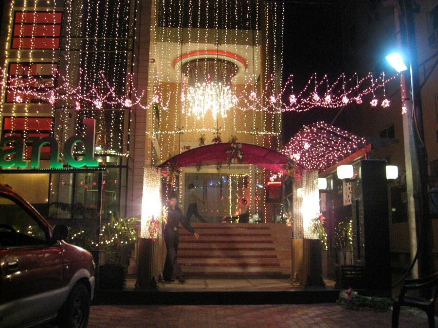 Hotel D'Grand Bareilly Ngoại thất bức ảnh