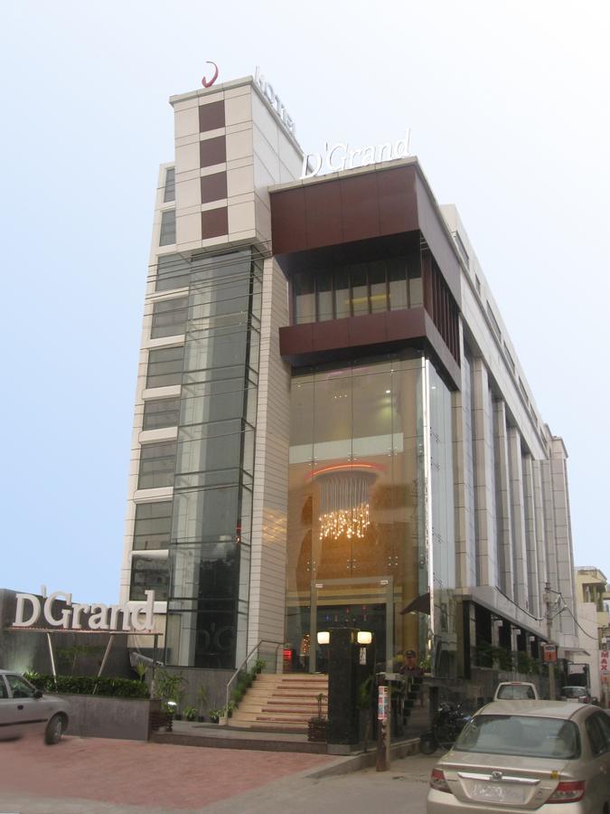 Hotel D'Grand Bareilly Ngoại thất bức ảnh